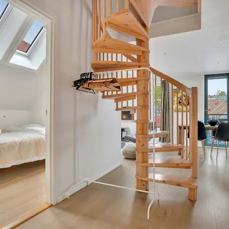 Heimby - Seaside Luxury - Free Parking Apartment *